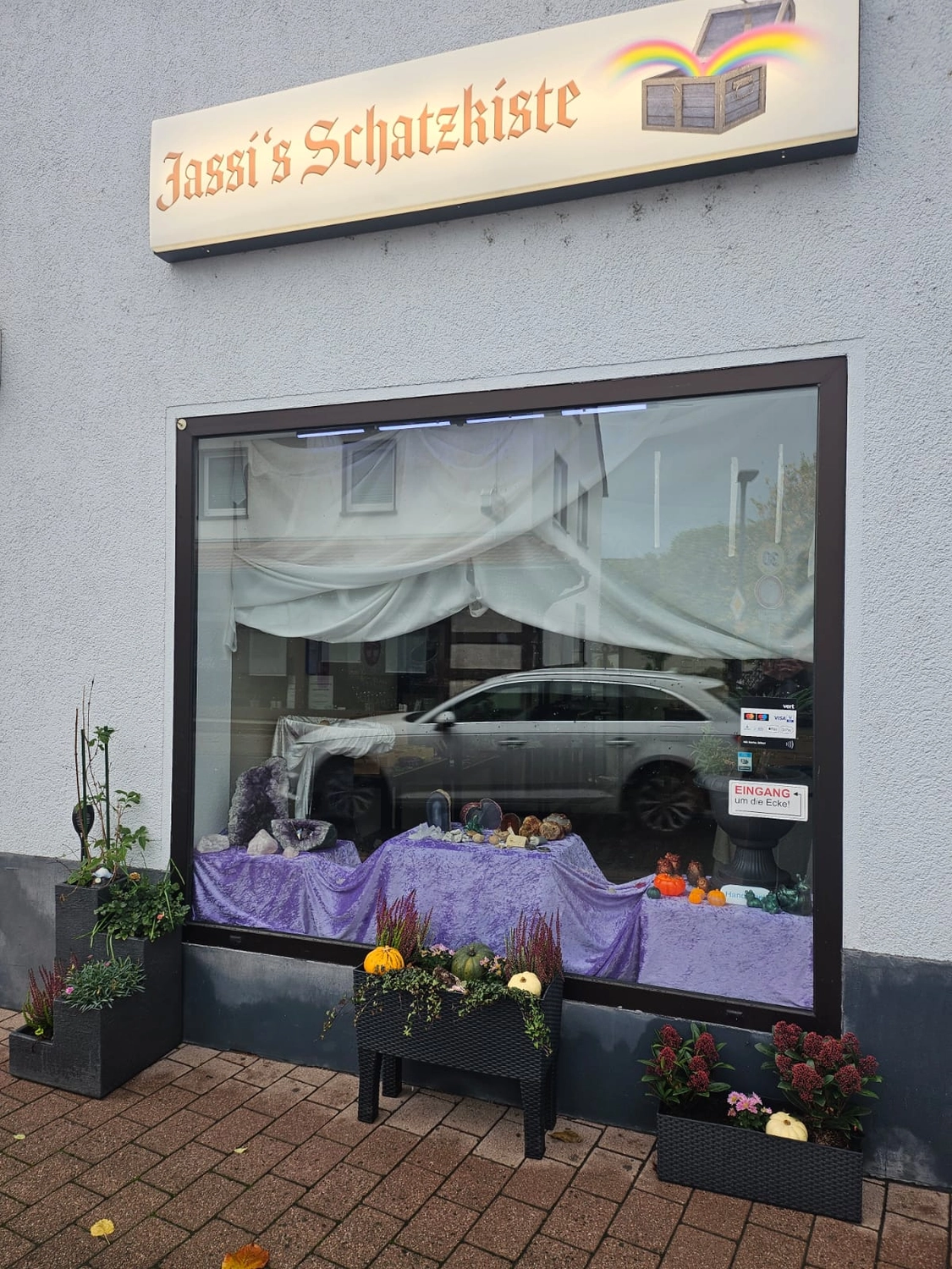 Jassi´s Schatzkiste - Handarbeit und Esoterik - Laden